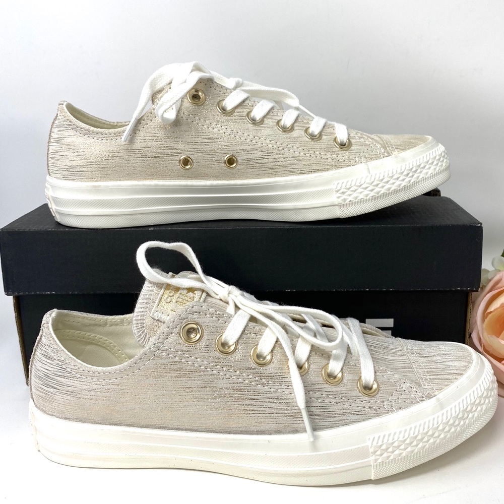🌸 Sale 🌸 Converse Ctas Metallic Egret Suede Low Top Women's Size 9 561647C - Picture 3 of 8